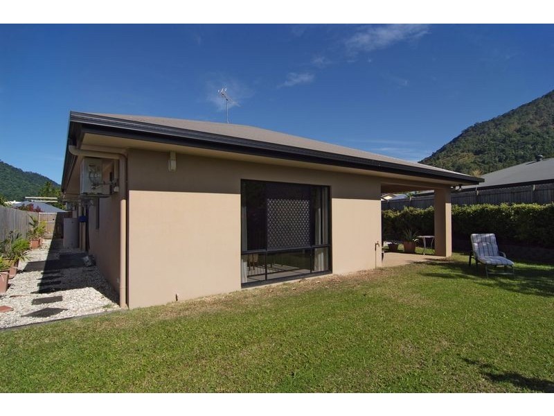 4 Lillipilli Street, Redlynch QLD 4870