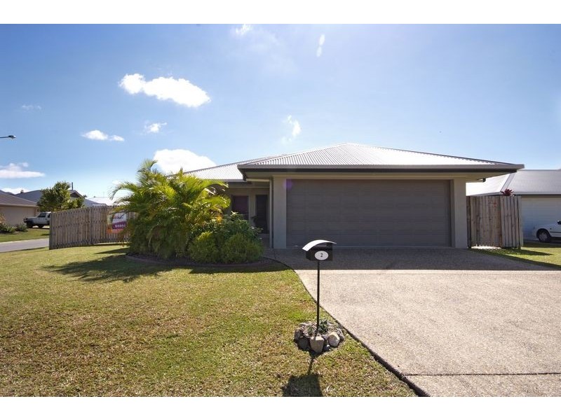 2 Nicholson Street, White Rock QLD 4868