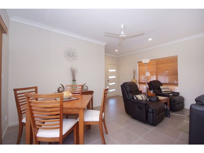 2 Nicholson Street, White Rock QLD 4868