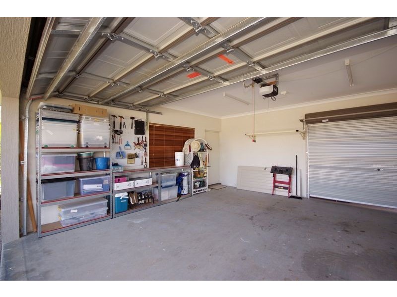 2 Nicholson Street, White Rock QLD 4868