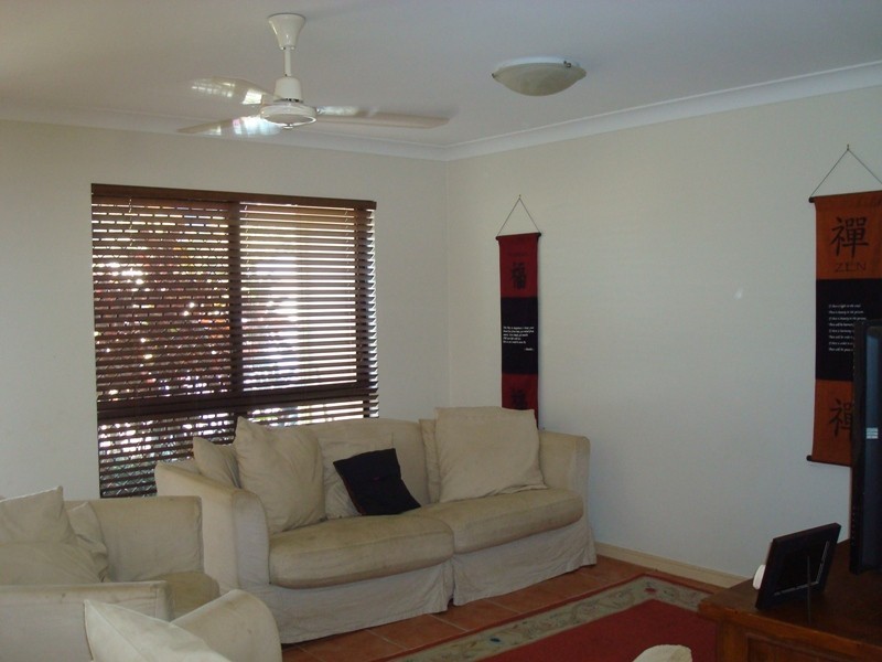 12 Carron Close, Bentley Park QLD 4869