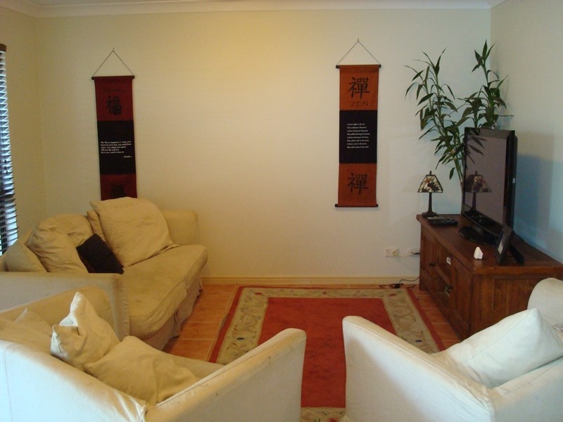 12 Carron Close, Bentley Park QLD 4869