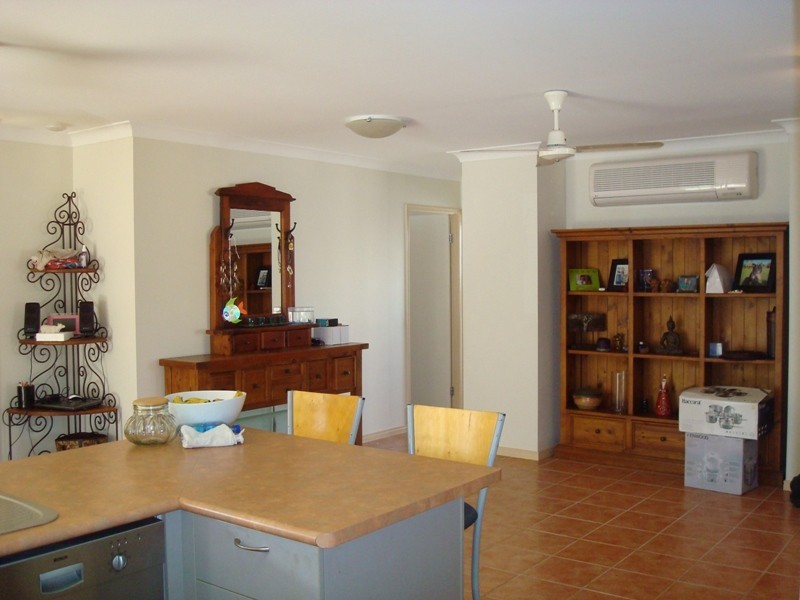 12 Carron Close, Bentley Park QLD 4869