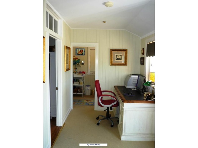 12 Denbeigh Street, Parramatta Park QLD 4870