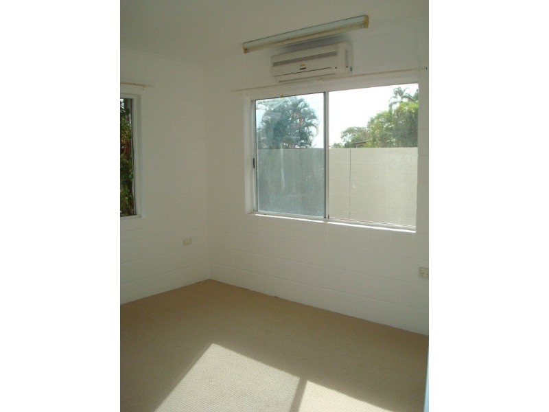 21 Impey Street, Caravonica QLD 4878