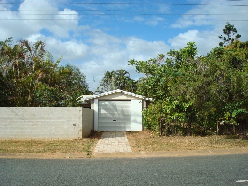 21 Impey Street, Caravonica QLD 4878