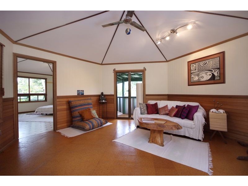 6 Krait Street, Trinity Park QLD 4879