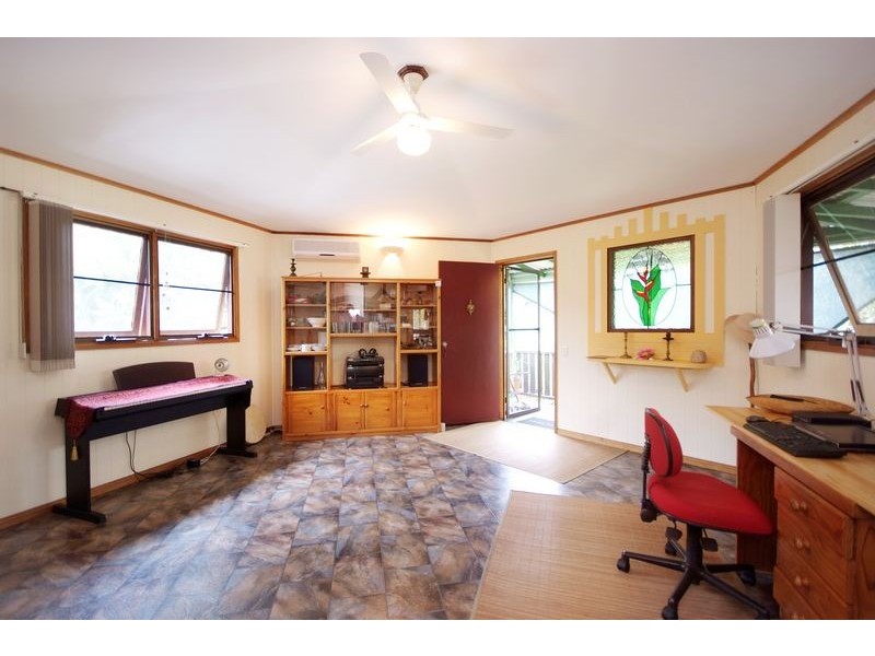 6 Krait Street, Trinity Park QLD 4879