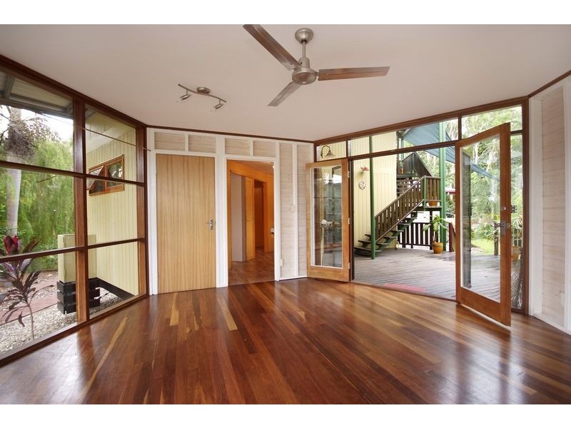 6 Krait Street, Trinity Park QLD 4879