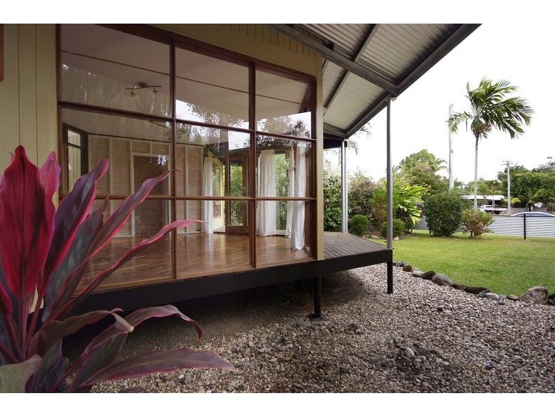 6 Krait Street, Trinity Park QLD 4879