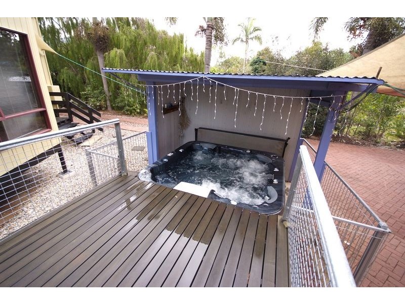 6 Krait Street, Trinity Park QLD 4879