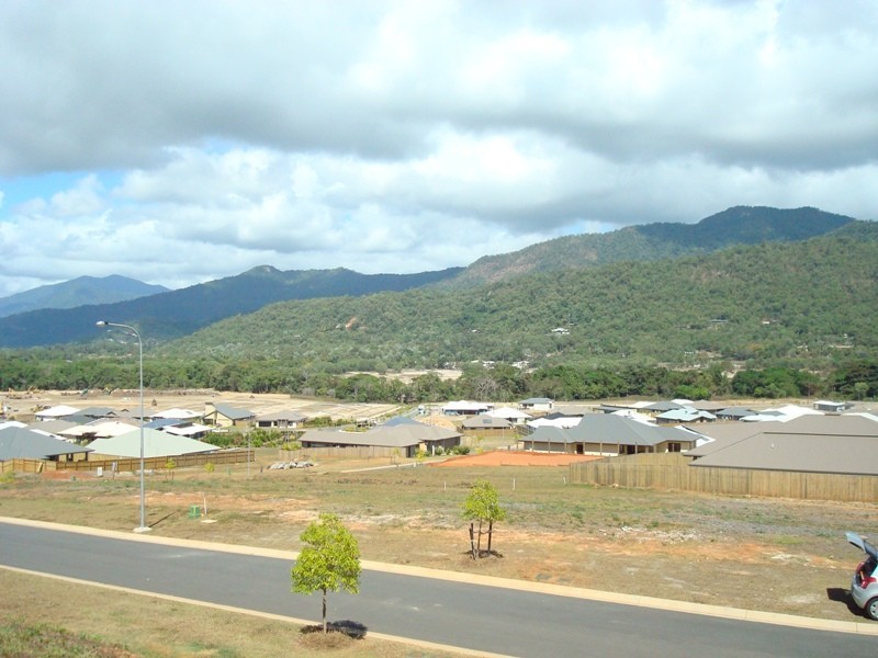 41 Catamaran Circuit, Trinity Beach QLD 4879