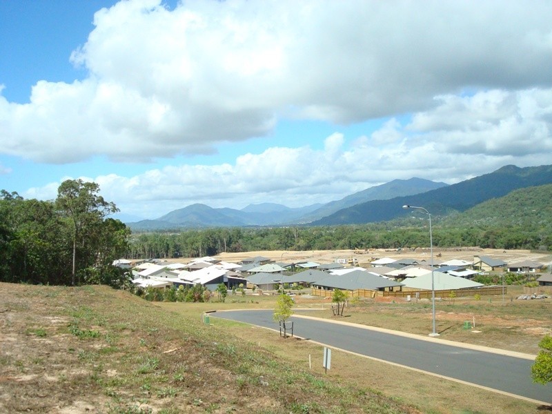 41 Catamaran Circuit, Trinity Beach QLD 4879