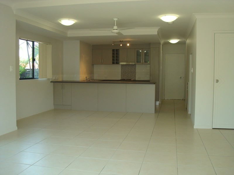 21/40 Intake Road, Redlynch QLD 4870