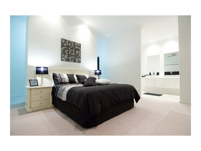 49 Flecker Street, Whitfield QLD 4870