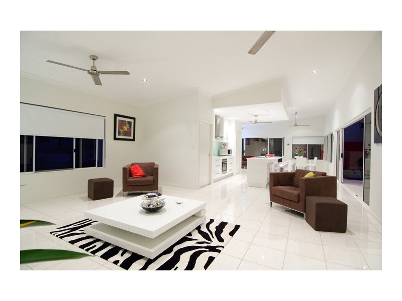 49 Flecker Street, Whitfield QLD 4870