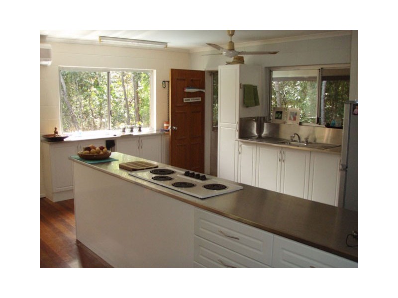 1483 Pine Creek Road, East Trinity QLD 4871