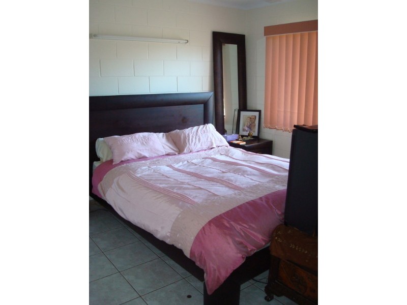 14 Mintaro Crescent, Woree QLD 4868