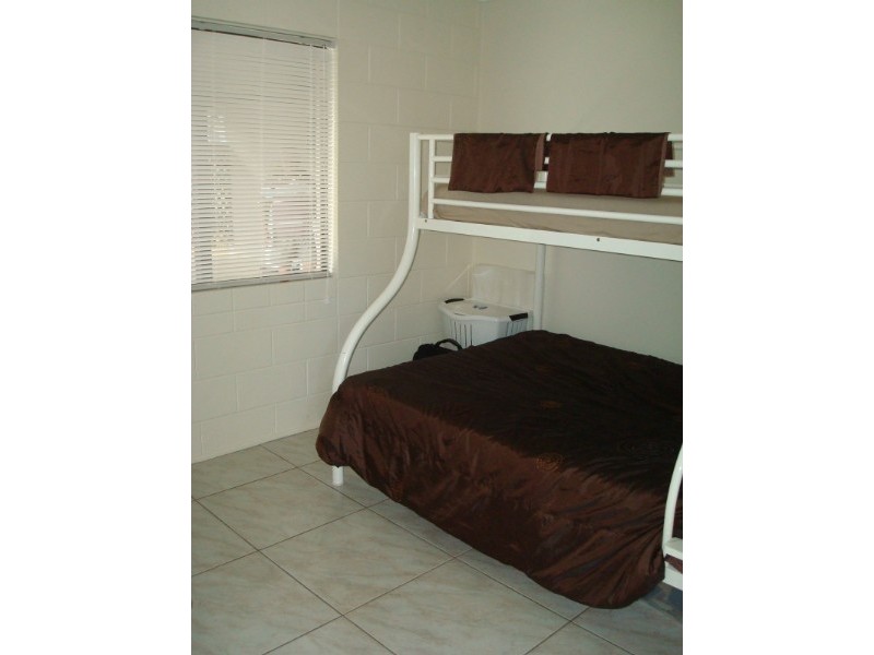 14 Mintaro Crescent, Woree QLD 4868