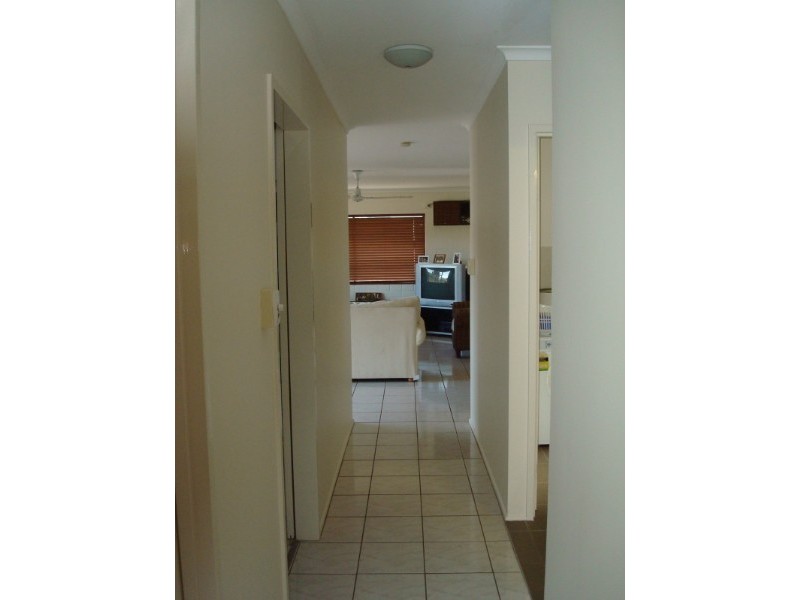 14 Mintaro Crescent, Woree QLD 4868