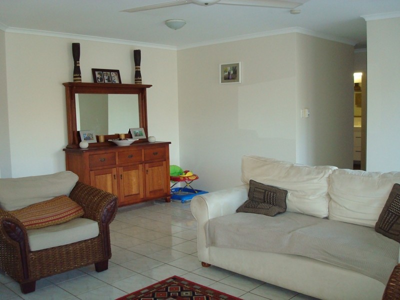 14 Mintaro Crescent, Woree QLD 4868