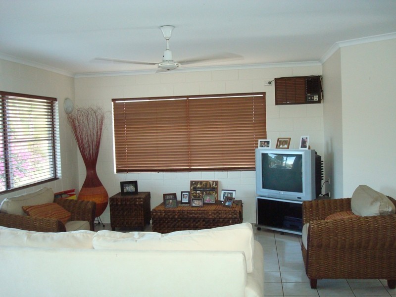 14 Mintaro Crescent, Woree QLD 4868