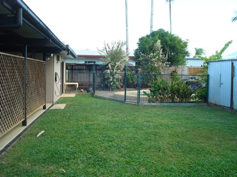 14 Mintaro Crescent, Woree QLD 4868