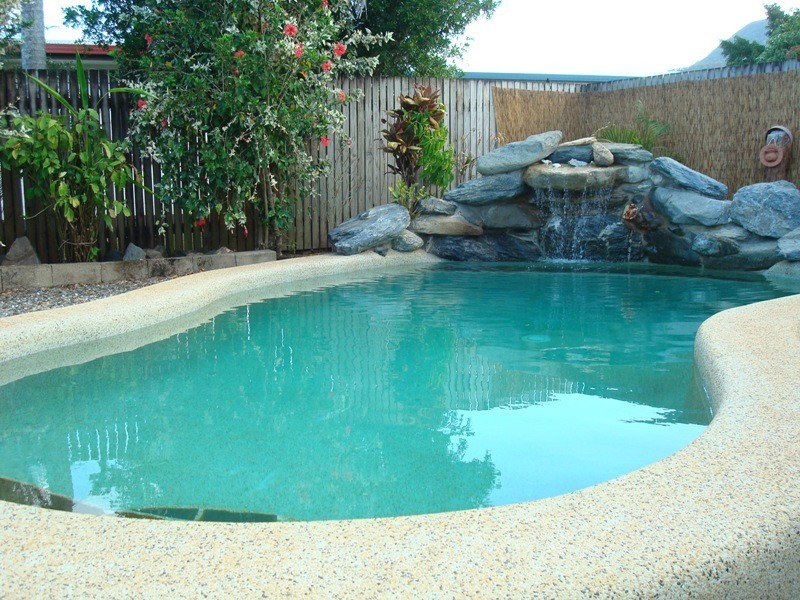 14 Mintaro Crescent, Woree QLD 4868