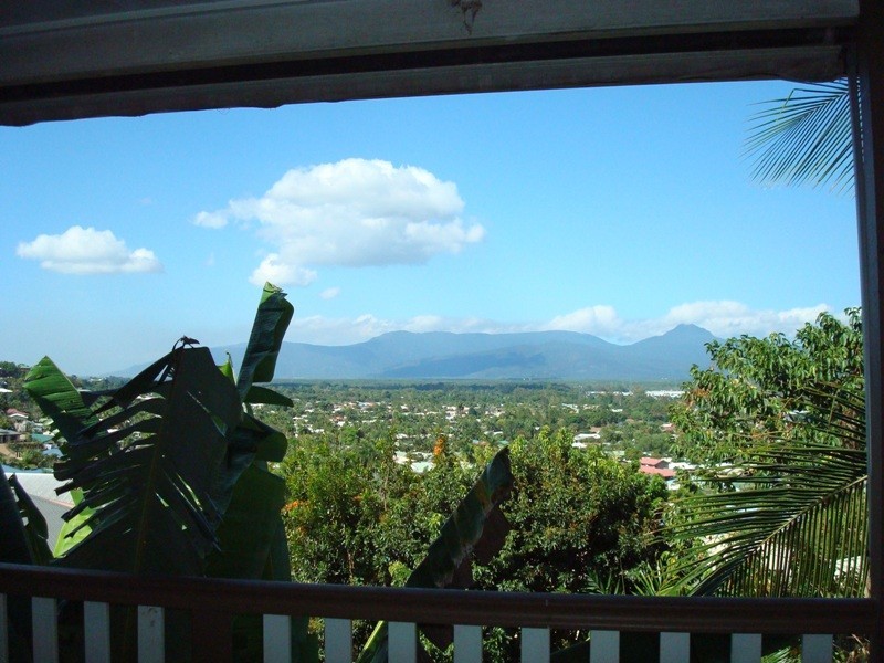 20 Jumna Close, Bentley Park QLD 4869