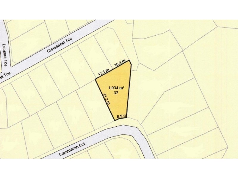 37 Catamaran Circuit, Trinity Beach QLD 4879