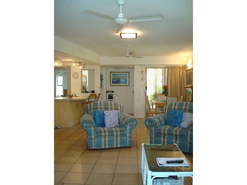 421/2 Keem Street, Trinity Beach QLD 4879