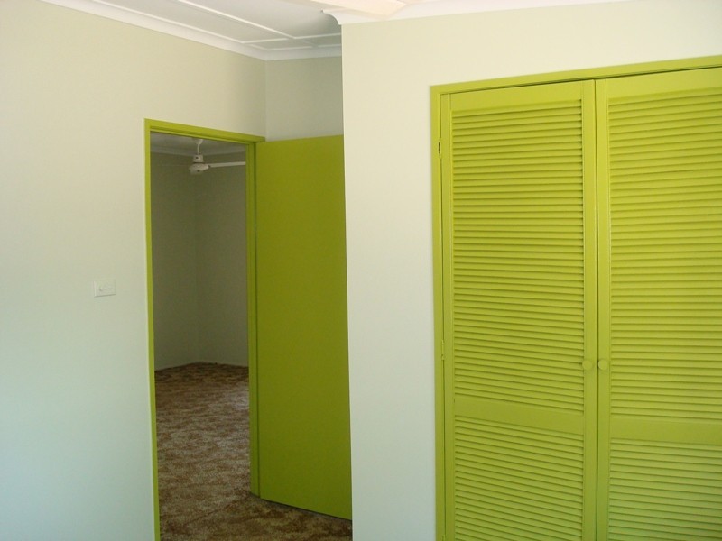 76 Reservoir Road, Manoora QLD 4870