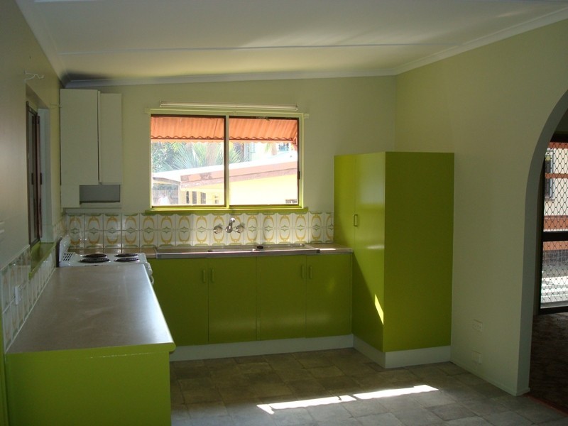 76 Reservoir Road, Manoora QLD 4870