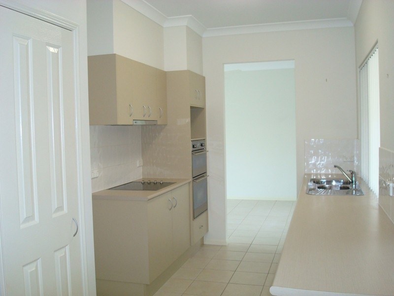 17 Capricorn Street, Bentley Park QLD 4869