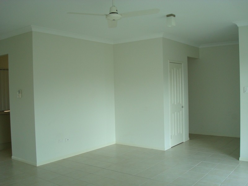 17 Capricorn Street, Bentley Park QLD 4869