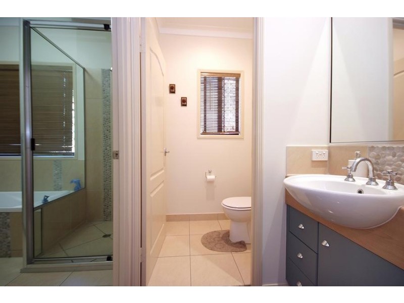 16 Lookout Terrace, Trinity Beach QLD 4879