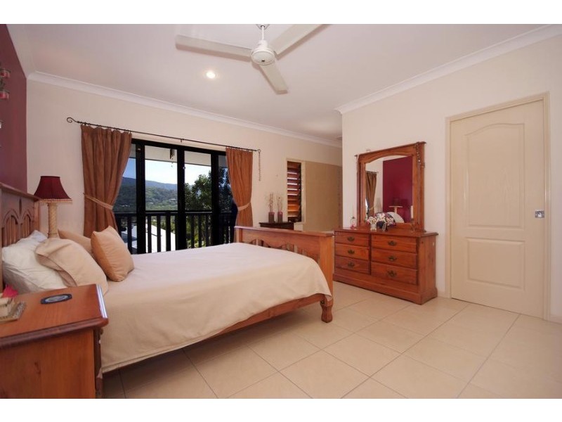 16 Lookout Terrace, Trinity Beach QLD 4879