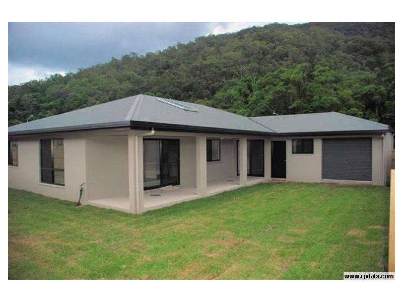 29 Huntley Crescent, Redlynch QLD 4870
