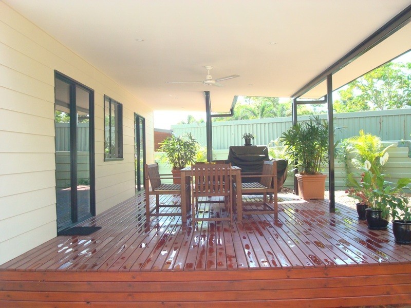 6 Palmerston Street, Aeroglen QLD 4870