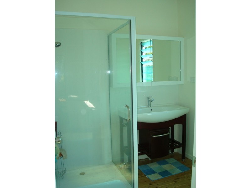 6 Palmerston Street, Aeroglen QLD 4870