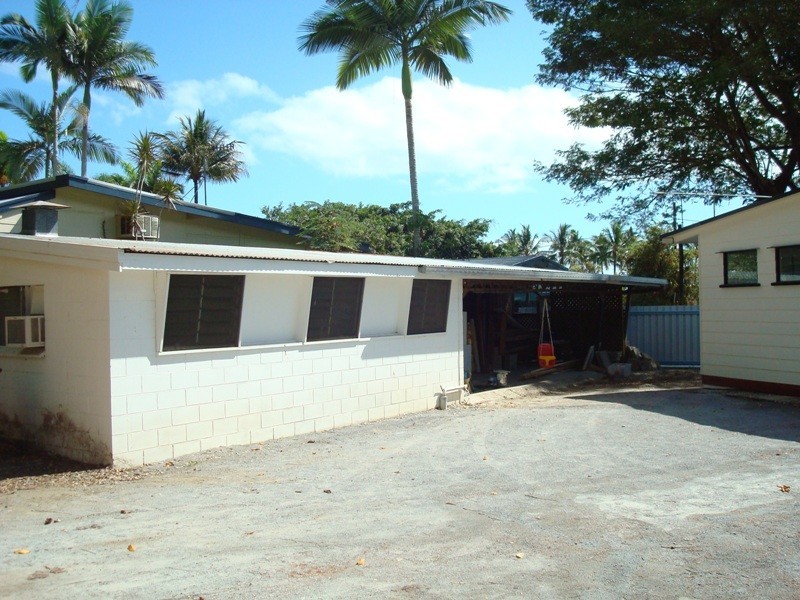 6 Palmerston Street, Aeroglen QLD 4870