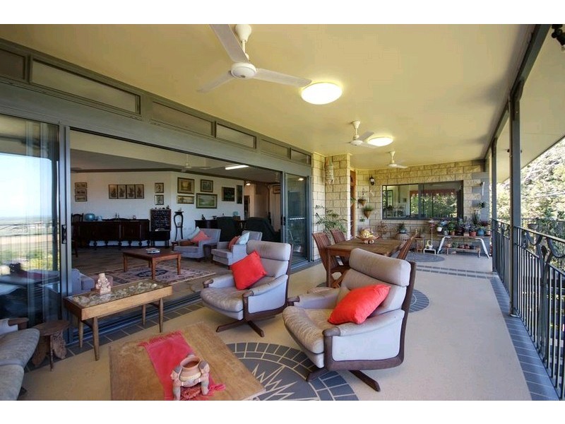 97 – 99 Fig Tree Drive, Caravonica QLD 4878