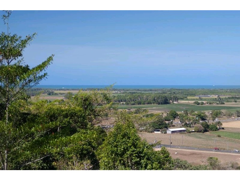 97 – 99 Fig Tree Drive, Caravonica QLD 4878