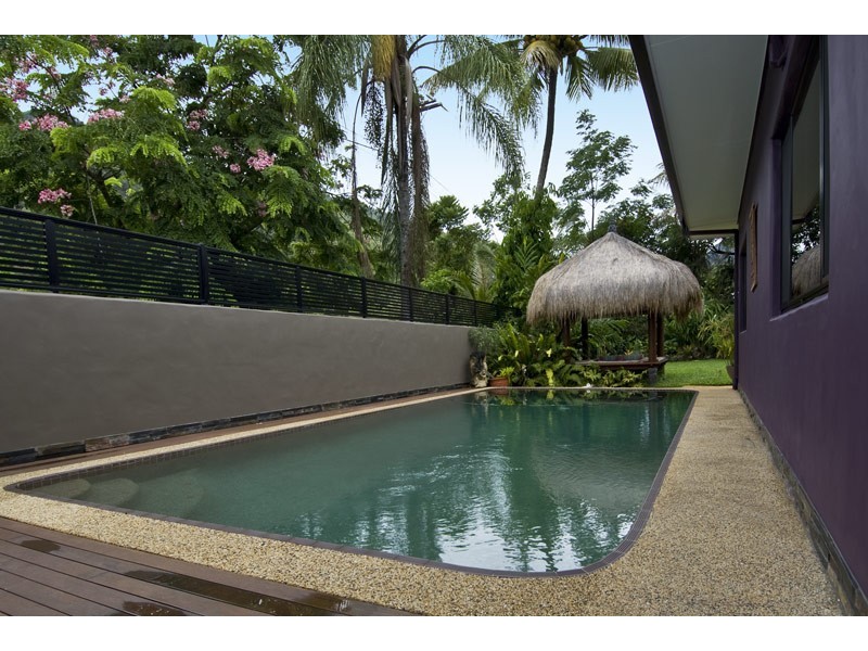 4 Stoney Creek Road, Kamerunga QLD 4870
