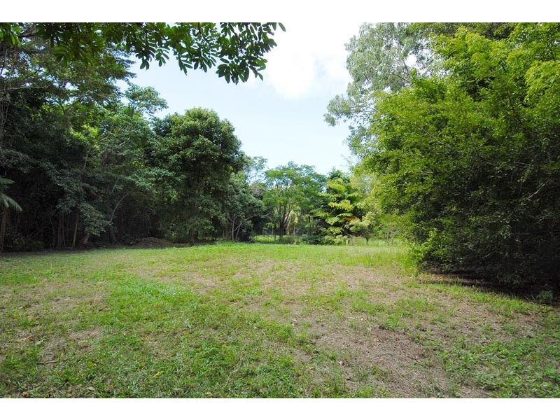 15-17 Thrush Terrace, Clifton Beach QLD 4879