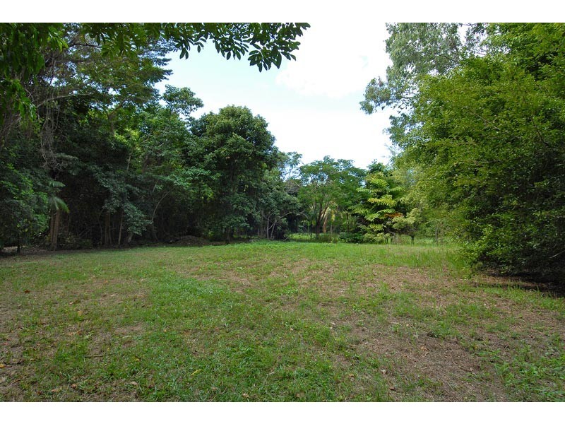 15-17 Thrush Terrace, Clifton Beach QLD 4879