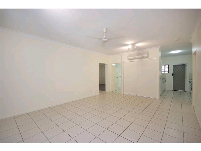 21/3 Stratford Parade, Stratford QLD 4870