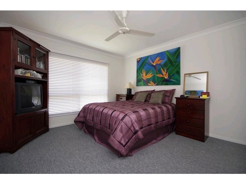 115 Mcfarlane Drive, Kanimbla QLD 4870