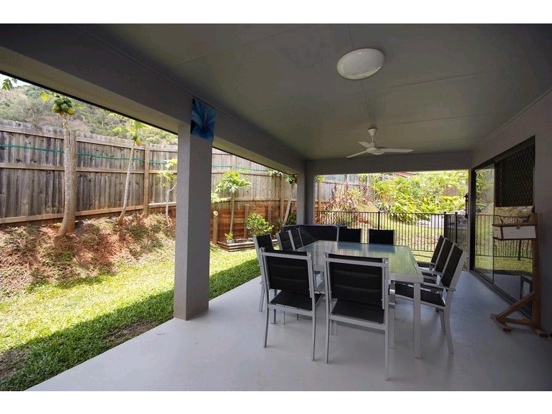 115 Mcfarlane Drive, Kanimbla QLD 4870