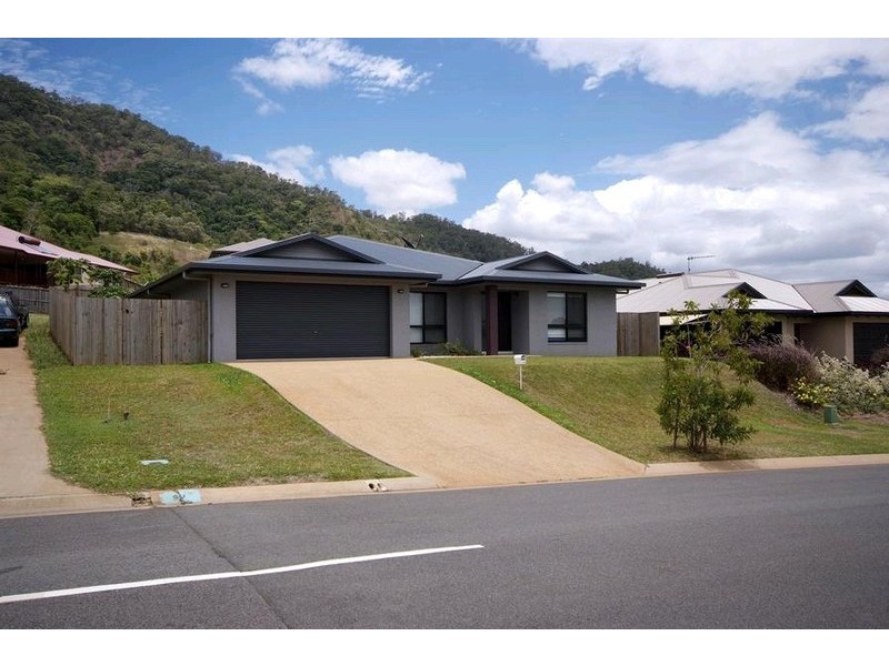 115 Mcfarlane Drive, Kanimbla QLD 4870